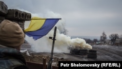 Украинские военнослужащие вблизи Дебальцево. 3 февраля 2015