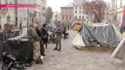 Донбасс ворвался в мэрию Львова: чего добиваются бывшие участники конфликта Донбасс ворвался в мэрию Львова: чего добиваются бывшие участники конфликта