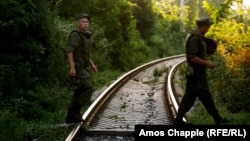 Российские солдаты в Гадауте, где находится российская военная база в Абхазии, май 2014 года