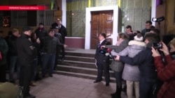 Киевляне требуют расследовать смерть Ирины Ноздровской, полиция обещает представить результаты в пятницу Киевляне требуют расследовать смерть Ирины Ноздровской, полиция обещает представить результаты в пятницу