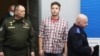 Роман Протасевич во время "пресс-конференции" белорусских силовиков