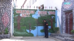 В Таджикистане погибли при перевозке 14 заключенных. Как это произошло? В Таджикистане погибли при перевозке 14 заключенных. Как это произошло?